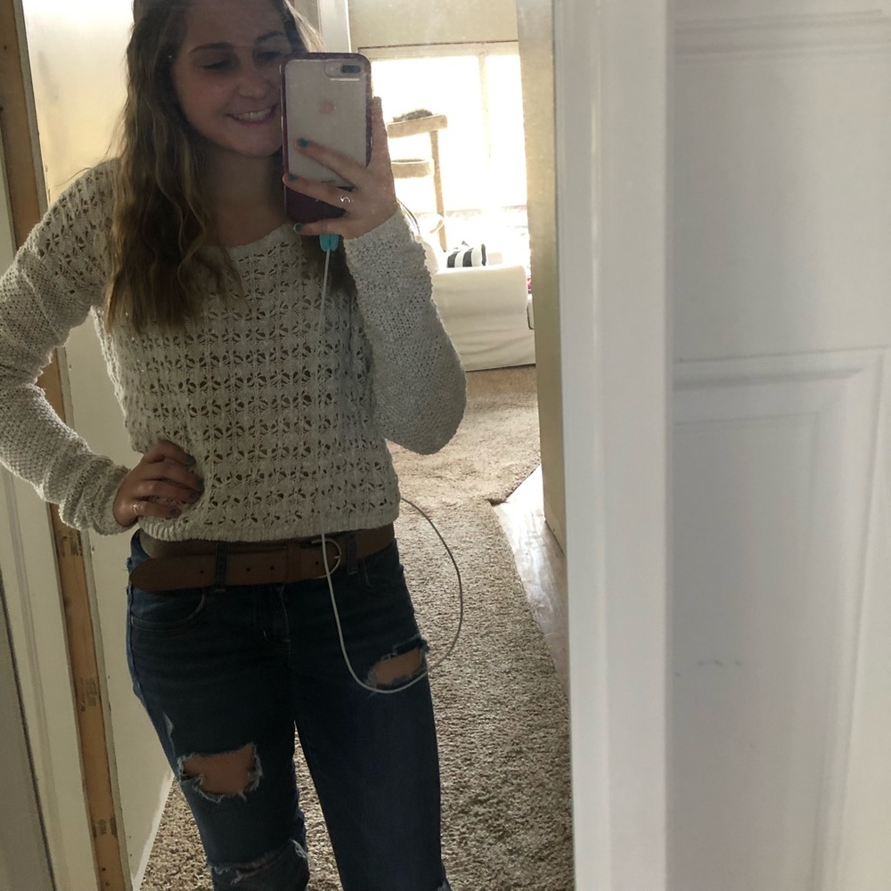 Hollister Sweater - Picture 3 of 3